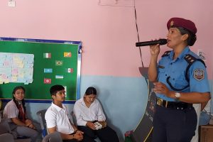 लागु औषध विरुद्ध विद्यालय अभियान  इटहरीमा  सुरु !