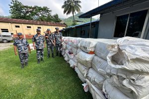 धरानमा ठुलो परिणामको गाँजासहित मालबाहक ट्रक बरामद, चालक फरार !
