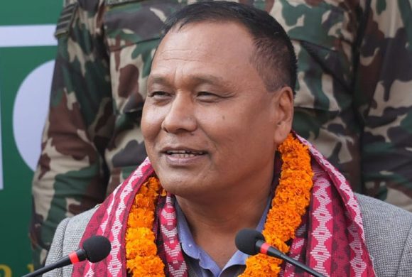 मन्त्री कुलमान घिसिङले बुझाए राजीनामा !