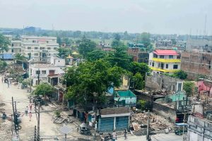 सर्वोच्चको पूर्णपाठले दुहबी सडकको मापदण्ड स्पष्ट गर्‍यो: केन्द्ररेखादेखि २५/२५ मिटर सडक क्षेत्र, किनाराबाट ६/६ मिटर सेटब्याक कायम
