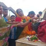 साउनको पहिलो सोमबार : सुनसरीका शिवालयमा भक्तजनको घुइँचो, ‘भोलेनाथ’को आराधनामा भक्तिमय वातावरण !