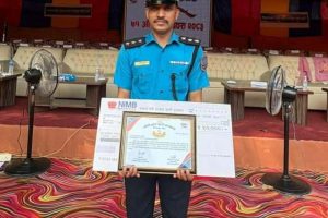 साहसिक कार्यको कदर : प्रहरी वरिष्ठ नायब निरीक्षक धर्मेन्द्र कार्की ५० हजार रुपैयाँसहित पुरस्कृत